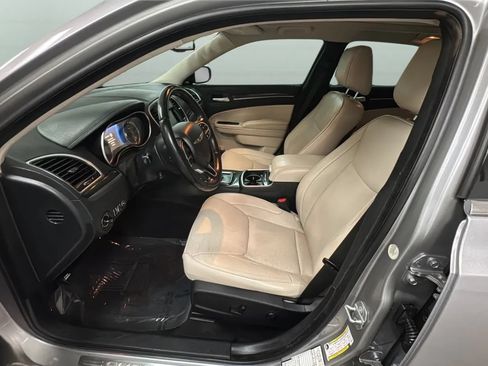 Used 2018 Chrysler 300 Limited w/ Safetytec Plus Group AWD/4WD image 24