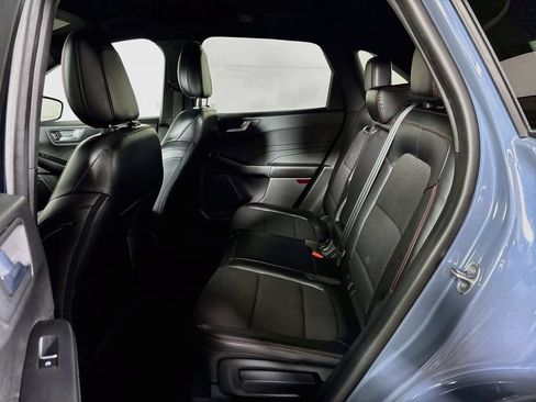 Used 2023 Ford Escape ST-Line FWD image 19