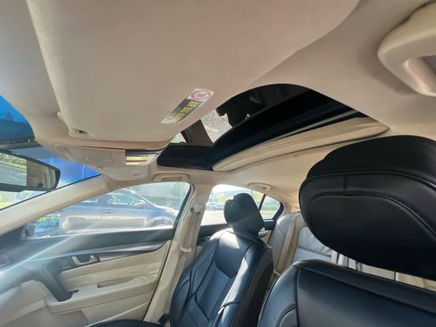 Used 2010 Acura TL w/ Technology Package FWD image 14