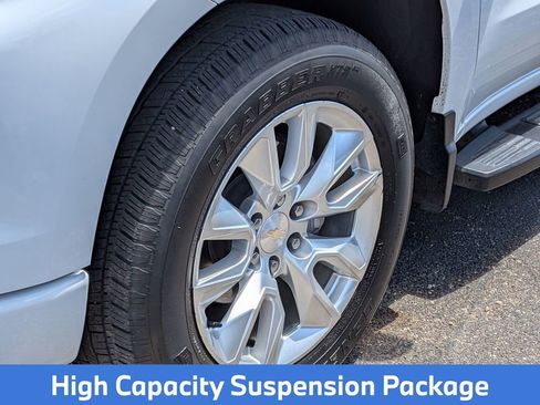 Used 2023 Chevrolet Silverado 1500 Custom image 9