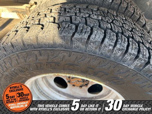 Used 2017 Ford E-350 and Econoline 350 Super Duty image 7