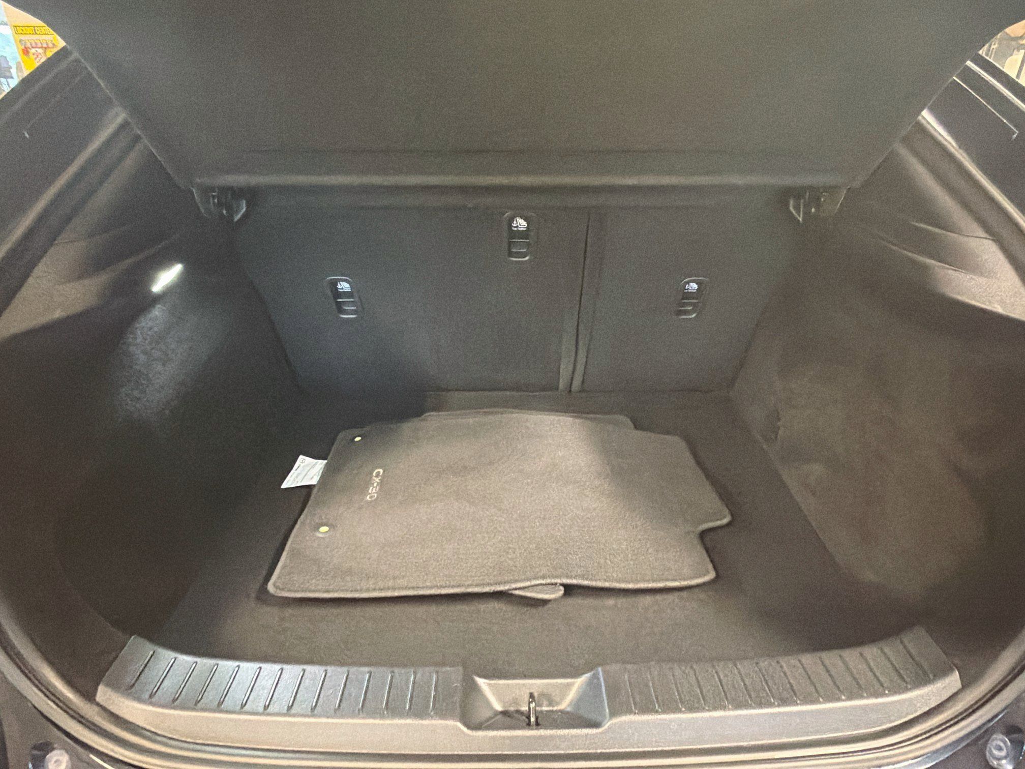 Used 2024 MAZDA CX-30 AWD 2.5 S w/ Preferred Package image 31