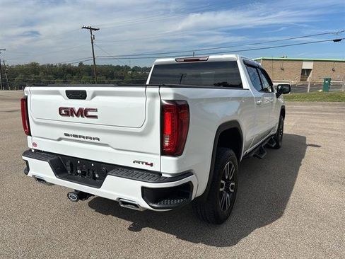 Used 2022 GMC Sierra 1500 AT4 image 4