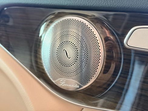 Used 2019 Mercedes-Benz GLC 300 GLC 300 4MATIC Sport Utility 4 image 22