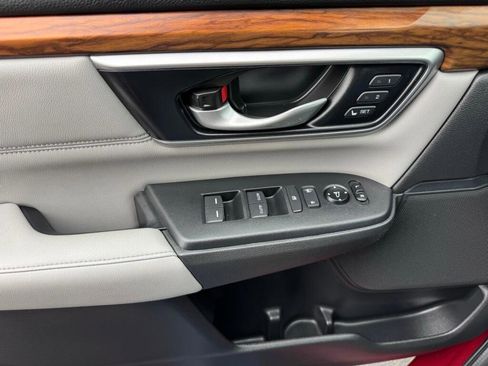 Used 2022 Honda CR-V Touring image 15