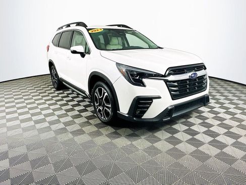 Certified 2023 Subaru Ascent Limited image 2