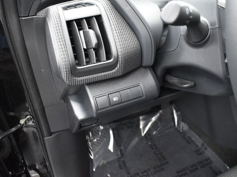 Used 2024 Subaru Solterra Premium image 10