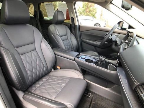 Certified 2023 Nissan Rogue Platinum AWD/4WD image 27