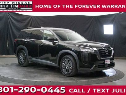 Used 2022 Nissan Pathfinder SV