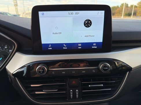 Used 2022 Ford Escape SE image 22