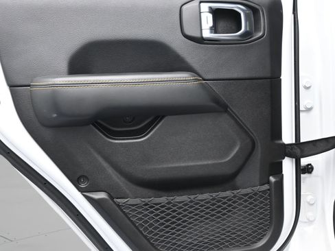 Used 2024 Jeep Wrangler Unlimited Rubicon 392 image 34