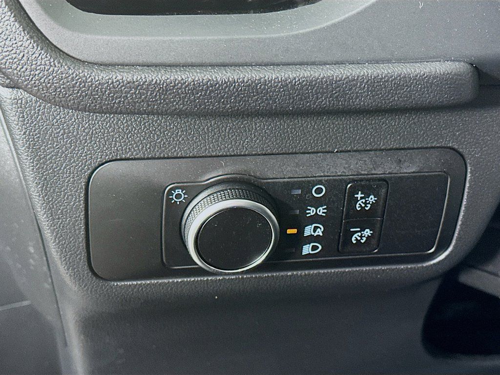 Used 2025 Ford Escape Active w/ Cold Weather Package FWD image 16
