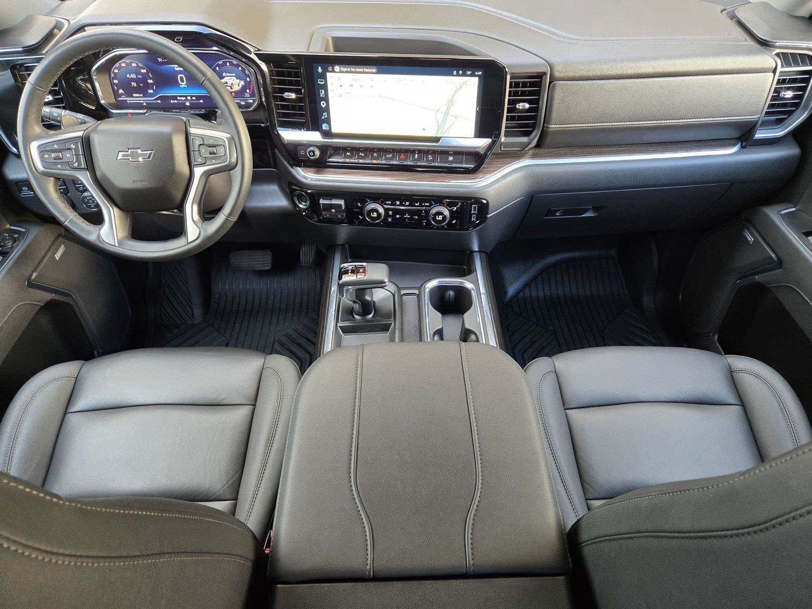Used 2025 Chevrolet Silverado 1500 LT Trail Boss w/ LT Trail Boss Premium Package AWD/4WD image 16