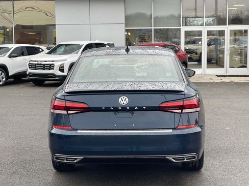 Used 2021 Volkswagen Passat 2.0T R-Line FWD image 4
