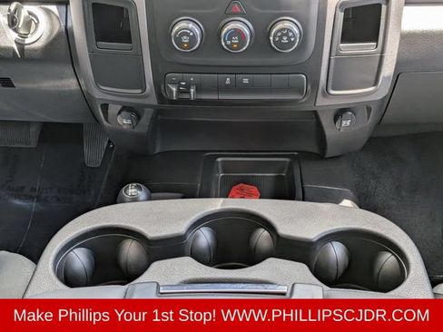 Used 2017 RAM 3500 Tradesman w/ Chrome Appearance Group AWD/4WD image 18
