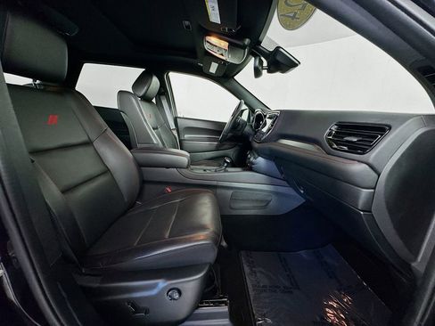 Used 2024 Dodge Durango GT image 35