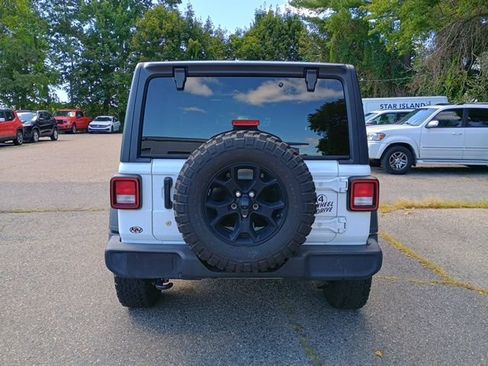 Used 2021 Jeep Wrangler Unlimited Sport AWD/4WD image 4