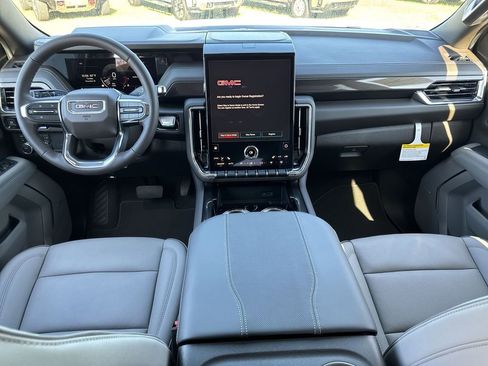 New 2026 GMC Yukon XL Elevation image 27