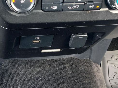 Certified 2018 Ford F150 2WD SuperCrew image 29