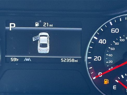 Used 2023 Kia Forte LXS image 30