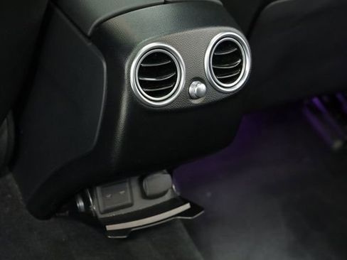 Used 2022 Mercedes-Benz GLC 300 4MATIC w/ Premium Package Lite image 32