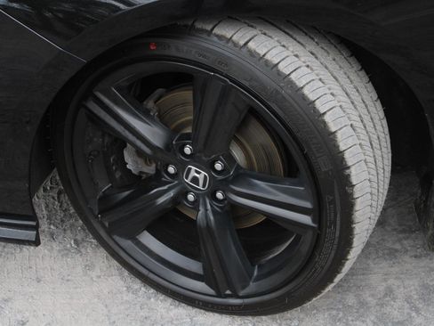 Used 2024 Honda Accord Sport image 18