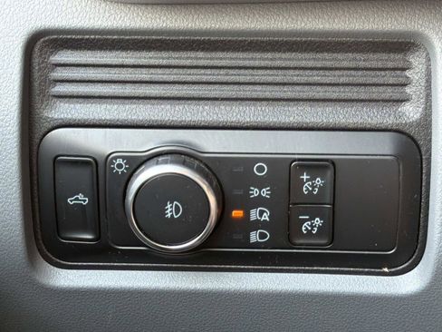 Used 2025 Ford F250 XLT AWD/4WD image 17