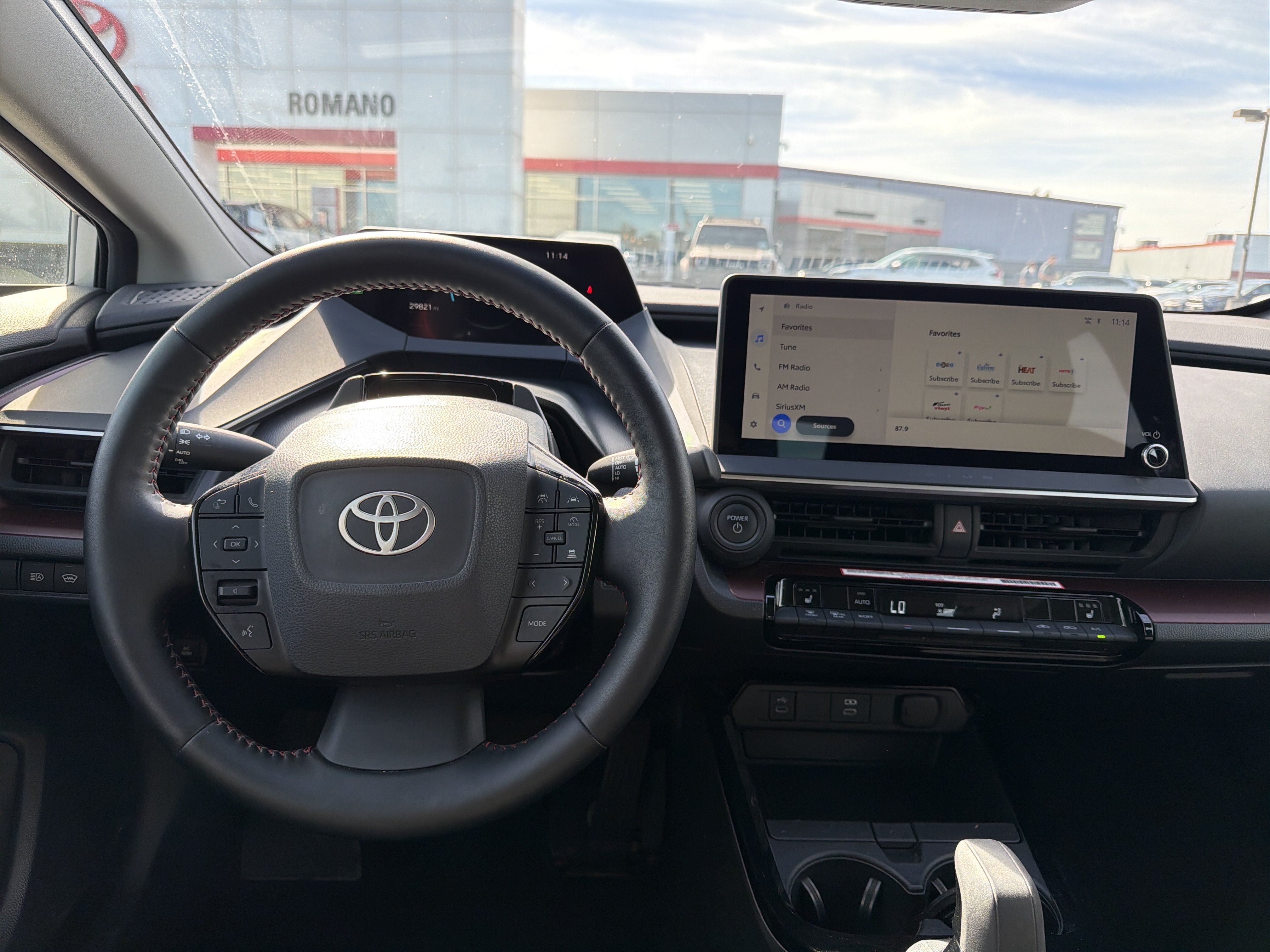 Used 2024 Toyota Prius Prime FWD image 12