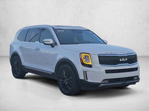 Used 2022 Kia Telluride SX w/ SX Prestige Package image 3