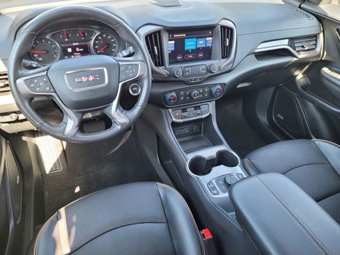 Used 2022 GMC Terrain AT4 w/ Infotainment Package II image 10