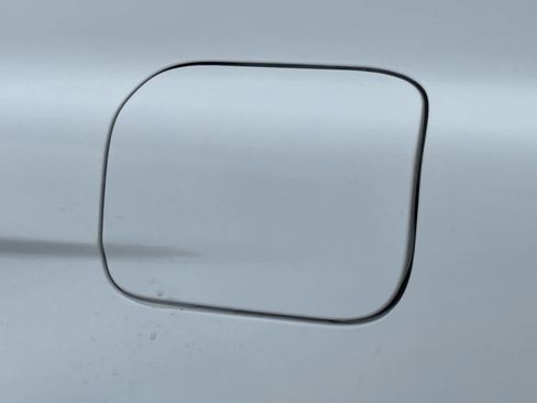 Used 2023 Toyota Camry SE image 10