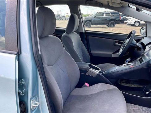 Used 2012 Toyota Prius Two FWD image 27