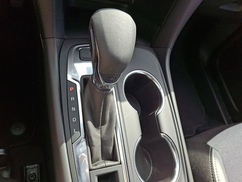 Used 2023 Chevrolet Equinox LS w/ Midnight Edition image 15