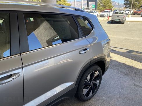 New 2026 Volkswagen Taos SE AWD/4WD image 51
