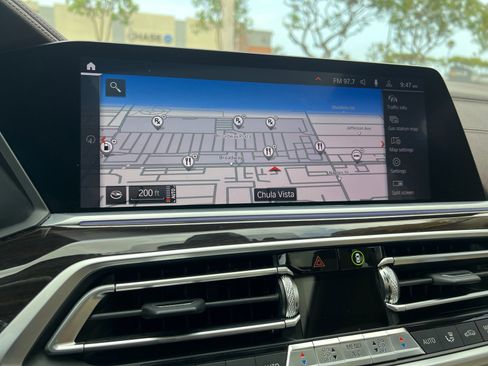 Used 2019 BMW X7 xDrive40i w/ Premium Package AWD/4WD image 24