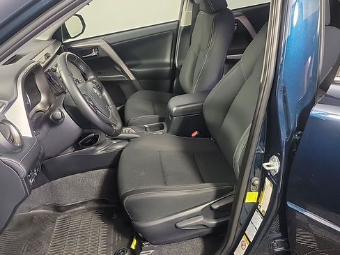 Used 2018 Toyota RAV4 XLE w/ Plus Extra Value Package AWD/4WD image 18