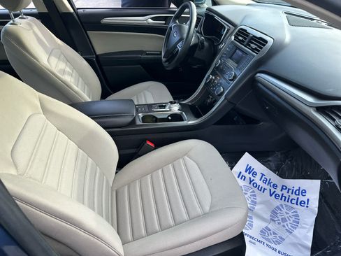 Used 2018 Ford Fusion S FWD image 24