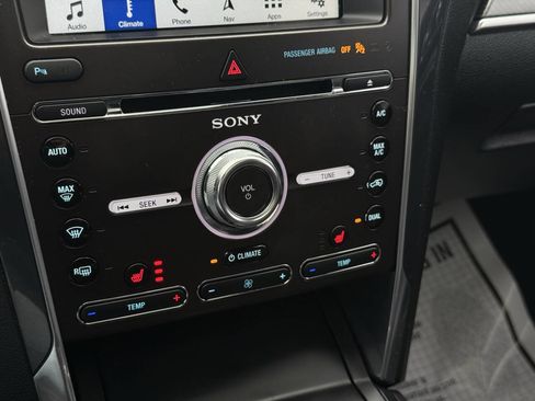 Used 2018 Ford Explorer Sport image 22