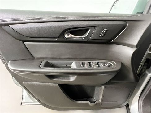 Used 2014 Chevrolet Traverse LT w/ All-Star Edition image 30