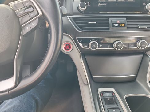 Used 2018 Honda Accord EX-L image 30