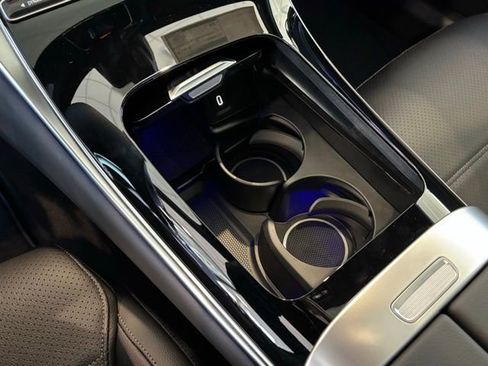 Used 2026 Mercedes-Benz GLC 300 4MATIC image 19