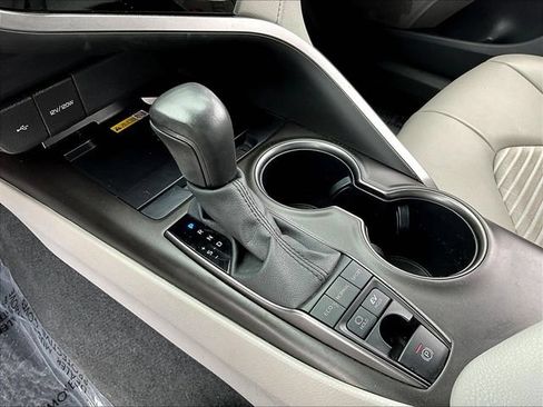 Used 2024 Toyota Camry SE w/ Audio Upgrade Package FWD image 19