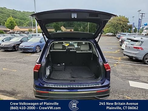 Certified 2023 Volkswagen Tiguan SE AWD/4WD image 52