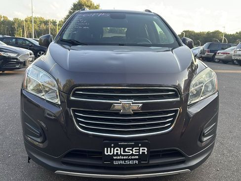 Used 2016 Chevrolet Trax LT w/ LPO, Protection Package FWD image 2