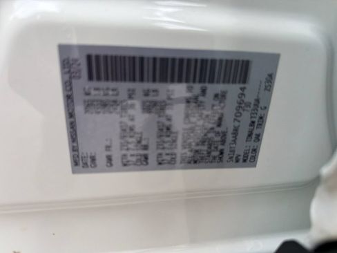 Certified 2024 Nissan Rogue S FWD image 32