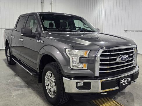 Used 2016 Ford F150 XLT w/ Equipment Group 302A Luxury image 4