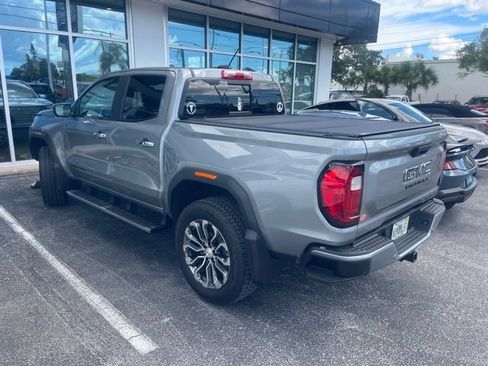 Used 2023 GMC Canyon Denali AWD/4WD image 3