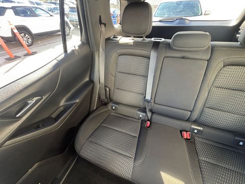 Used 2025 Chevrolet Equinox LT image 39