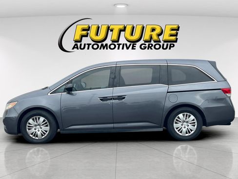 Used 2016 Honda Odyssey LX image 7
