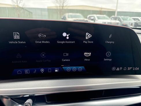 New 2025 Cadillac Lyriq Premium Luxury w/ LPO, Floor Liner Package image 37